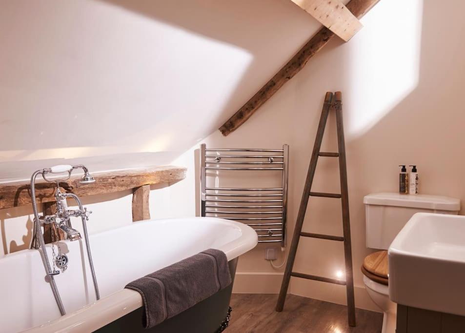 Villa Stride'S Barn Whiteparish Esterno foto
