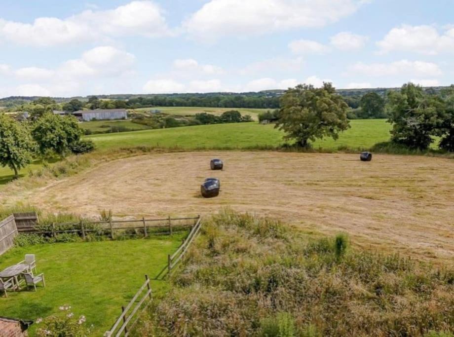 Villa Stride'S Barn Whiteparish Esterno foto